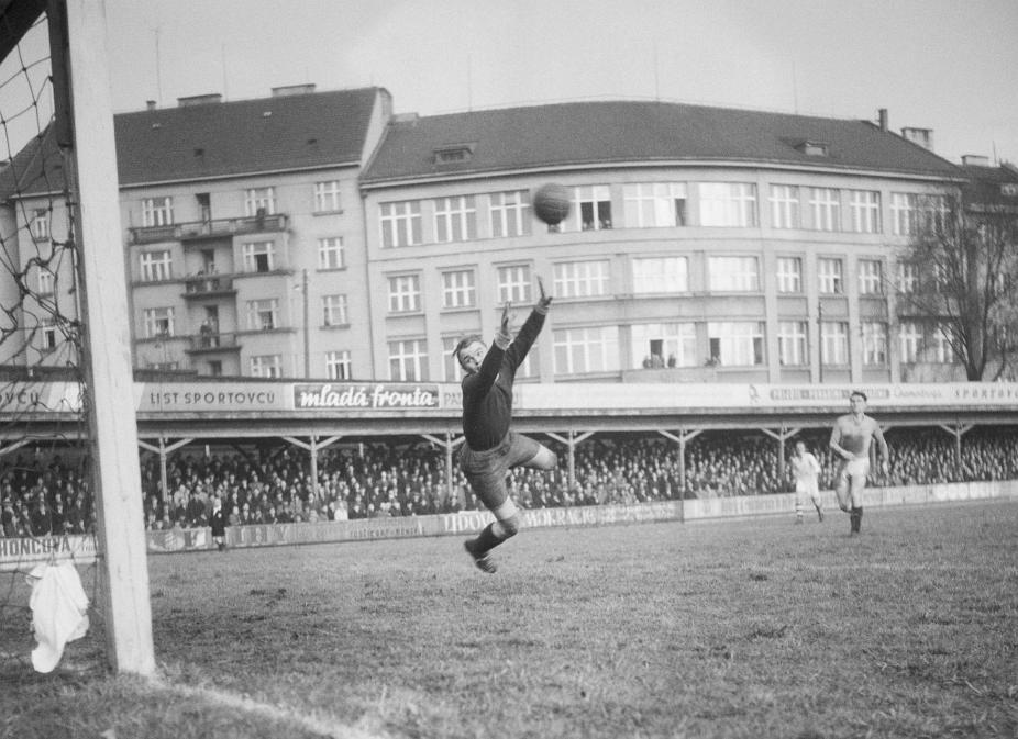 02zilina01 Úvodní branka zápasu; Žilina (17.3.) | archiv Jana Vosátky