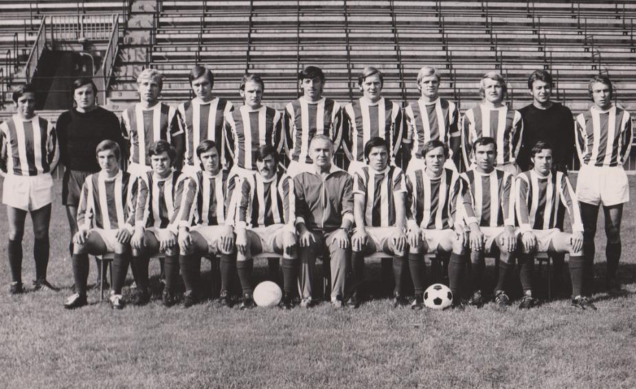 20211208_040 Před zahájením sezóny 71/72 | archiv Bohemians